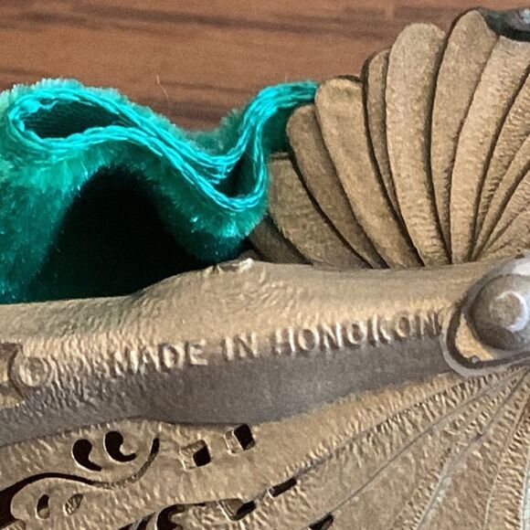 Wonderful Vtg   plastic spangled & beaded gold fan Christmas tree ornament - Picture 8 of 8